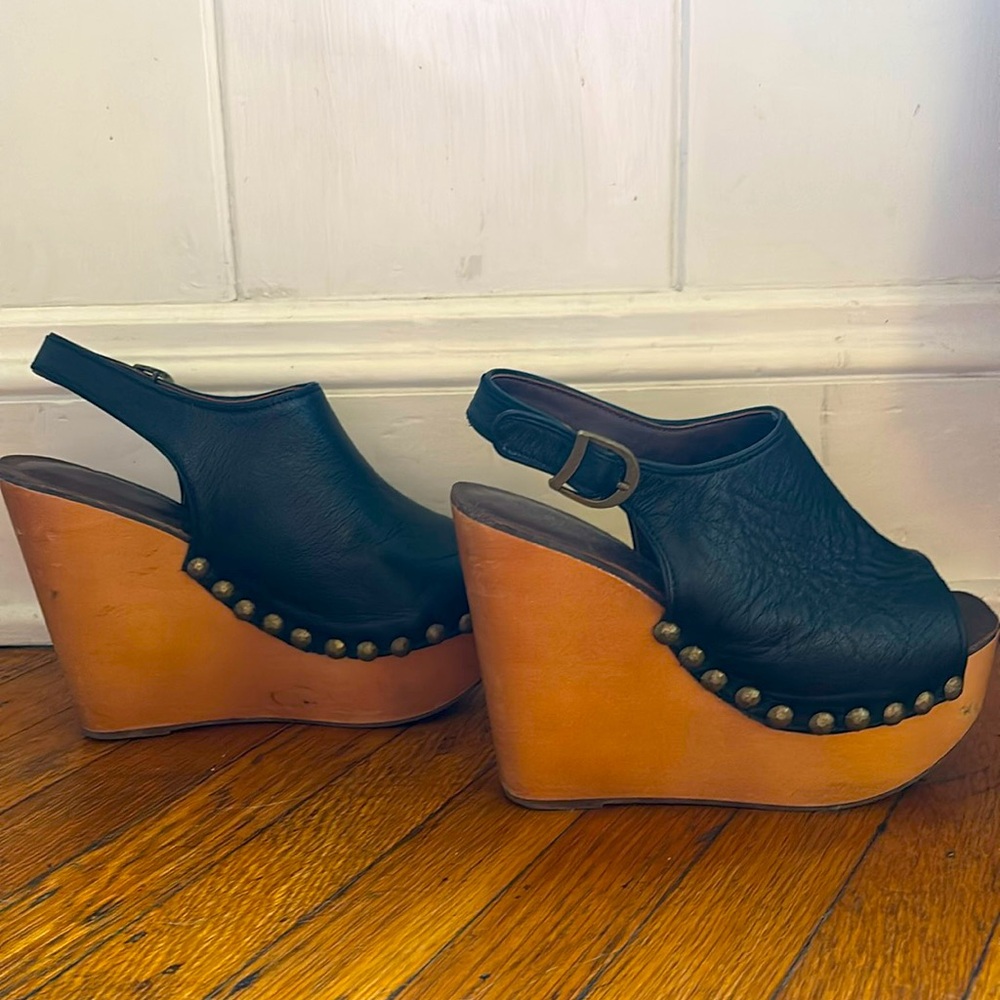 Boho Chic Jeffrey Campbell Wood Platform Wedge Sandals.